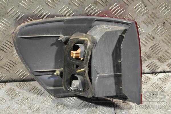 Фонарь правый наружный -04 Toyota Avensis Verso 2001-2009 317589 - 2