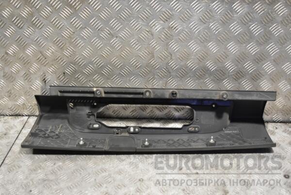 Пластик под фонарь левый 06- (ляда) Renault Trafic 2001-2014 265A60118R 316365 - 2