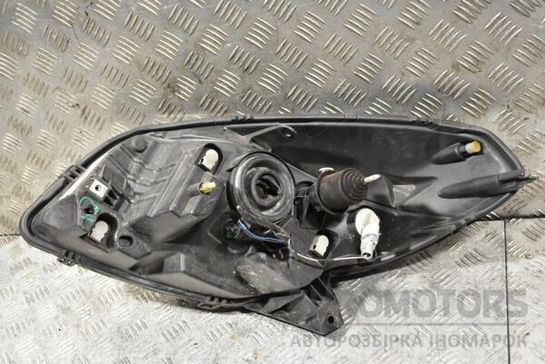 Фара права (дефект) Renault Sandero 2007-2013 260104793R 319537 - 2