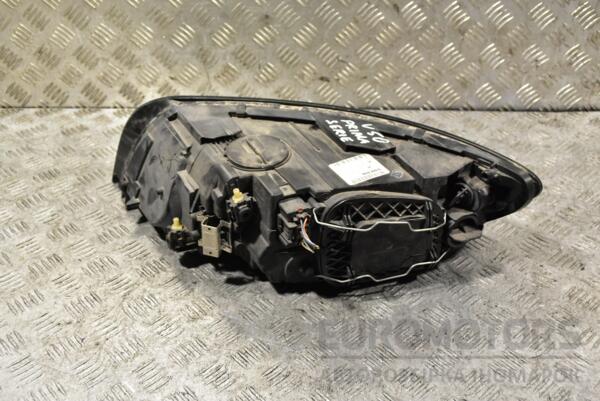 Фара права 07- Volvo V50 2004-2012 32206142 319651 - 2