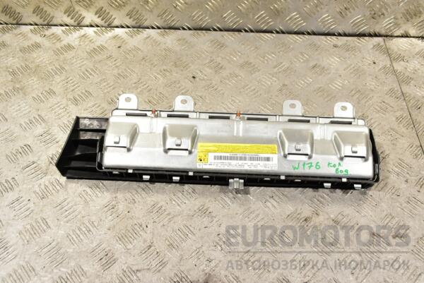 Подушка безпеки колін водія Airbag Mercedes A-class (W176) 2012-2018 A1768600302 321032 - 2