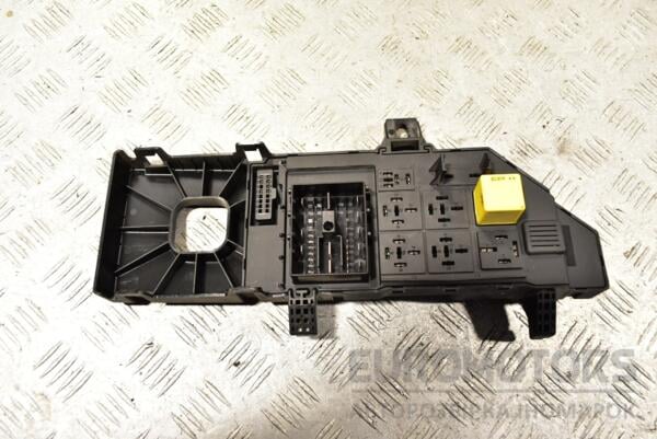 Блок предохранителей Opel Vectra (C) 2002-2008 13181984 321191 - 2