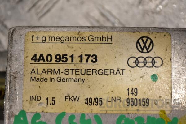 Блок управління сигналізації Audi A6 (C4) 1994-1997 4A0951173 321496 - 2