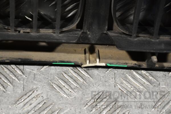 Решетка радиатора -04 (дефект) Jeep Cherokee 2002-2006 5GF25TRMAE 321612 - 3