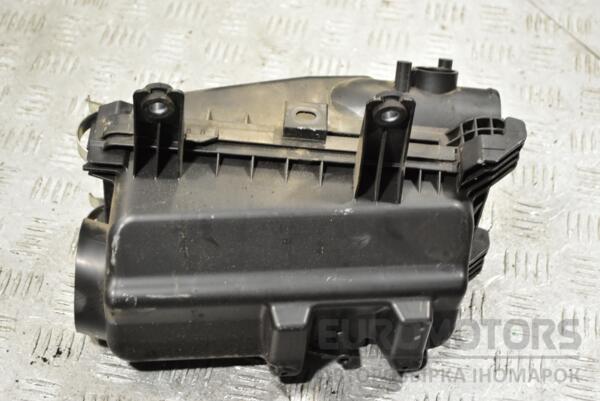 Корпус воздушного фильтра Toyota Yaris 1.33 16V 2011 177000Y070 322684 - 2