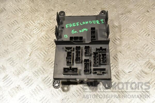 Блок запобіжників Land Rover Freelander (I) 1998-2006 YQE000340 323739 - 2