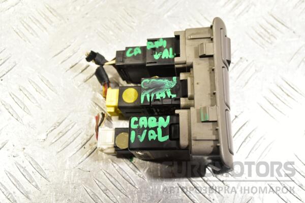 Кнопка противотуманных фар задних Kia Carnival 2006-2014 933704D000 325445-02 - 2