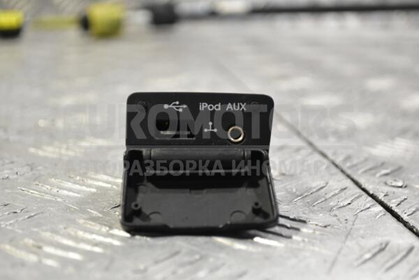 Разъем AUX/USB Kia Ceed 2007-2012 326786 euromotors.com.ua