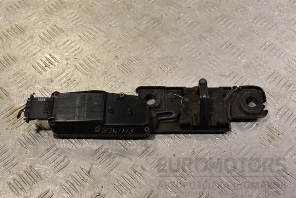 Доводчик кришки багажника Skoda Superb 2008-2015 4F9827383A 329329 - 2