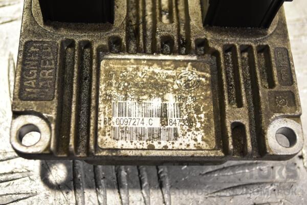 Блок управління двигуном комплект Fiat Grande Punto 1.4 8V 2005 51847330 330252 - 2