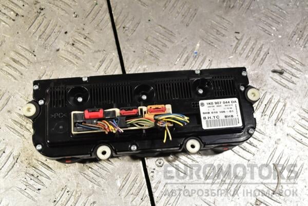 Блок управління пічкою клімат VW Touran 2003-2010 330672 - 2