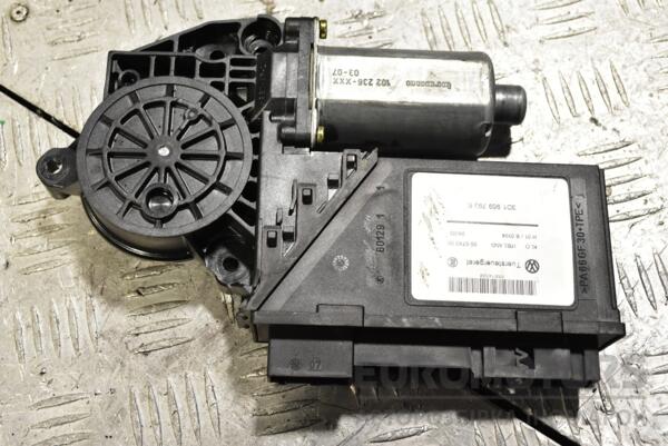 Моторчик стеклоподъемника передний правый VW Touareg 2002-2010 0130821764 331459 - 2