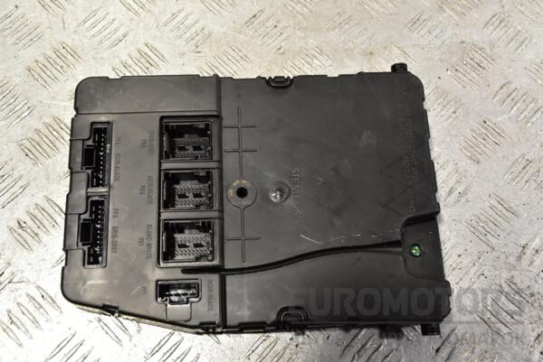 Блок комфорта Renault Scenic (II) 2003-2009 8200525384 331741 - 2