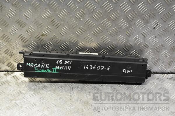 Панель приладів (дефект) Renault Scenic (II) 2003-2009 8200704463 331776 - 2