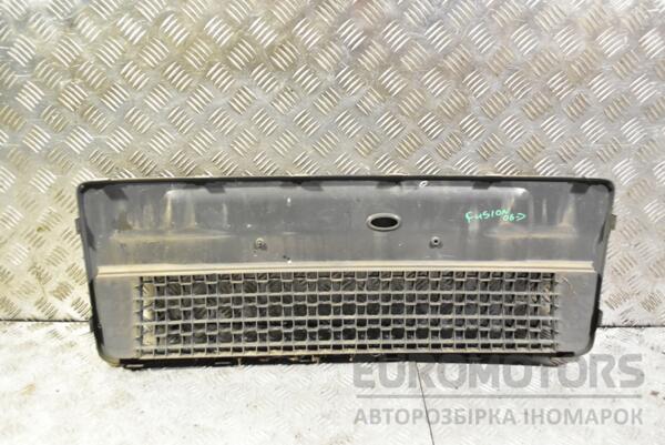 Решітка переднього бампера центральна 06- Ford Fusion 2002-2012 6N1117B968ABW 332530 - 2