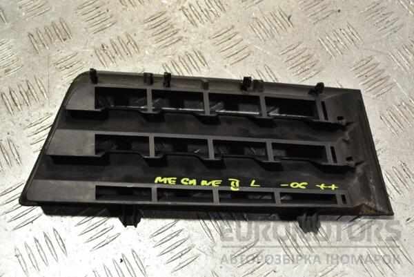 Решітка радіатора ліва -06 Renault Megane (II) 2003-2009 8200114156 332711 - 2