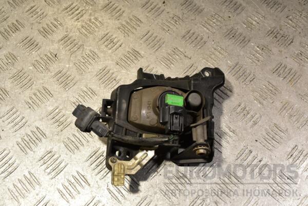 Фара противотуманная левая 06- Mazda 3 2003-2009 P3578 333416 - 2