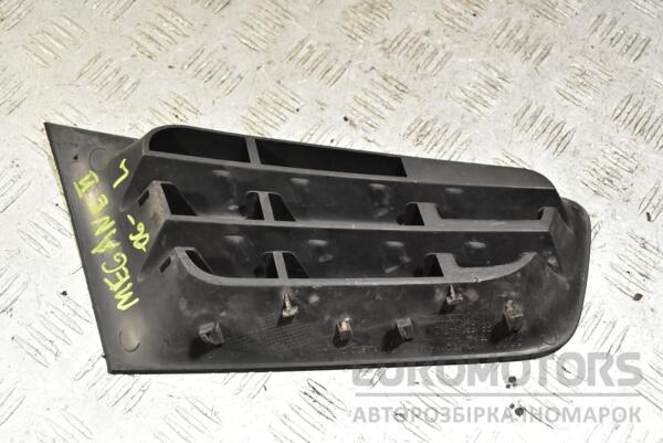 Решетка радиатора левая 06- Renault Megane (II) 2003-2009 8200412381 333691 - 2