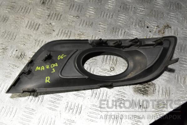 Накладка бампера под птф правая 06- Mazda 3 2003-2009 BS3E50C11 333750 - 2