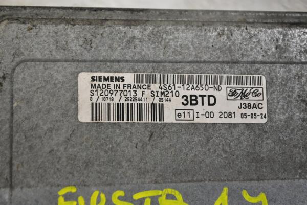 Блок керування двигуном Ford Fiesta 1.4 16V 2002-2008 4S6112A650ND 335059 - 2