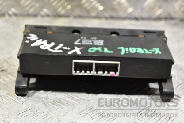 Блок управления печкой климат Nissan X-Trail (T30) 2001-2007 275008H802 335326 - 2
