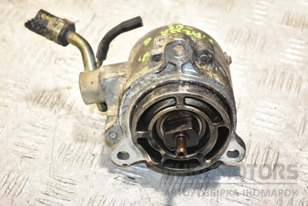 Вакуумный насос -05 Mazda 6 2.0di 2002-2007 X2T58172 336173 - 2