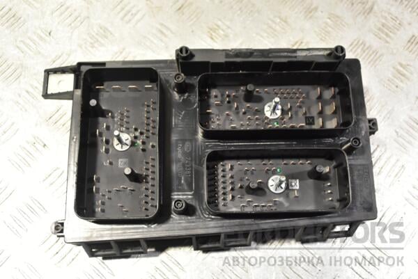 Блок предохранителей Opel Astra (H) 2004-2010 13285621 336369 - 2