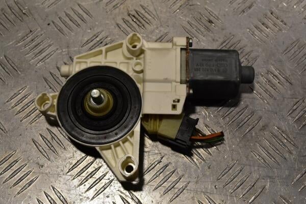 Моторчик стеклоподъемника задний левый Mercedes R-Class (W251) 2005 A2518200108 337319 - 2