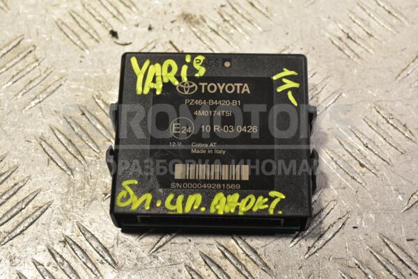 Блок управления парктроником Toyota Yaris 2011 4M0174T5I 338283