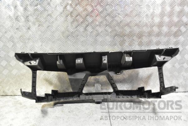 Панель передняя (окуляр, телевизор) 06- Renault Scenic (II) 2003-2009 8200479758 339003 - 2