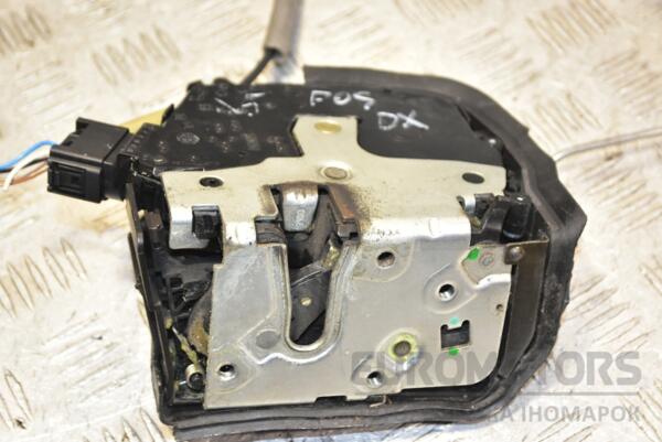Замок двери задний правый электр 7 пинов BMW X5 (E53) 2000-2007 8402602 339753 - 2