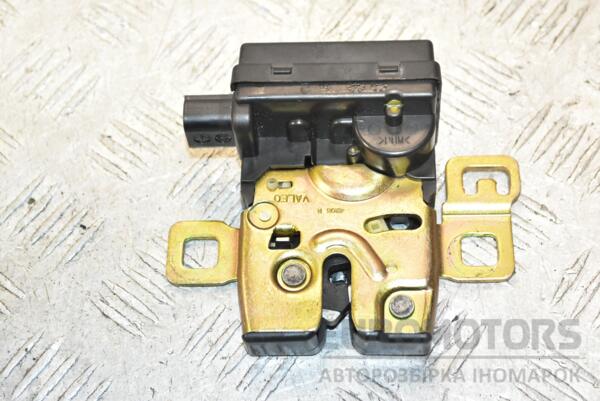 Замок стекла крышки багажника электр 4 пина Land Rover Discovery (III) 2004-2009 FQR500040 340476 - 2