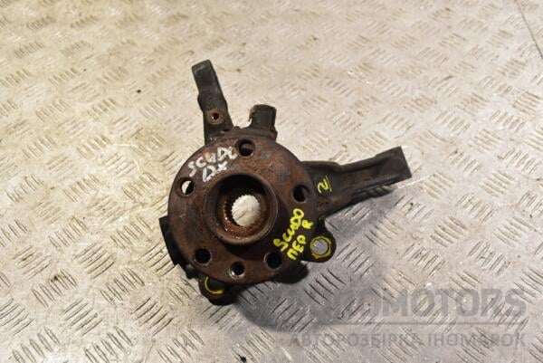 Поворотный кулак правый под ABS в сборе ступица Fiat Scudo 1995-2007 340619 euromotors.com.ua