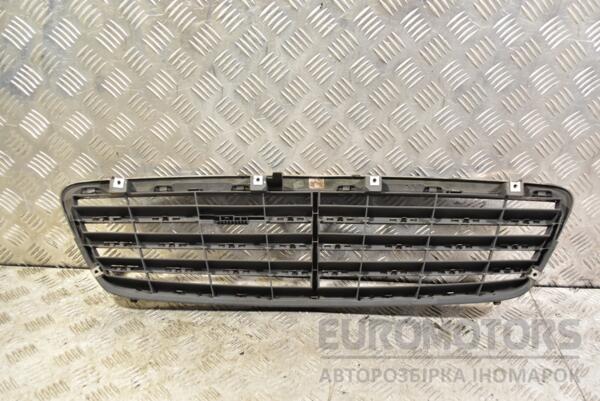 Решетка радиатора Mercedes C-class (W203) 2000-2007 A2038800123 340833 - 2