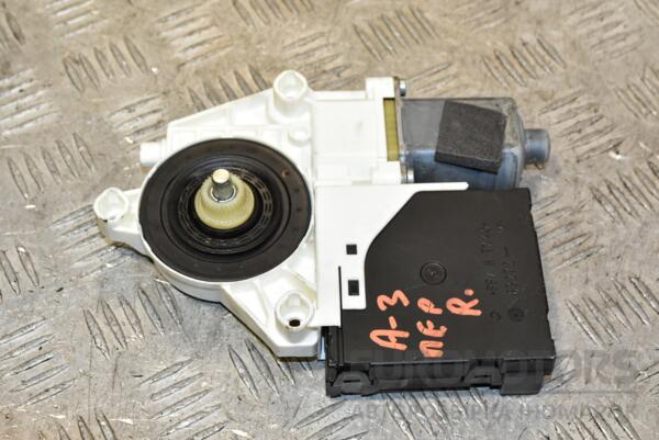 Моторчик склопідіймача передній правий Audi A3 (8P) 2003-2012 8P0959802Q 342623 - 2