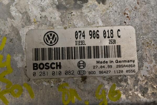 Блок керування двигуном VW Transporter 2.5tdi (T4) 1990-2003 074906018C 343517 - 2