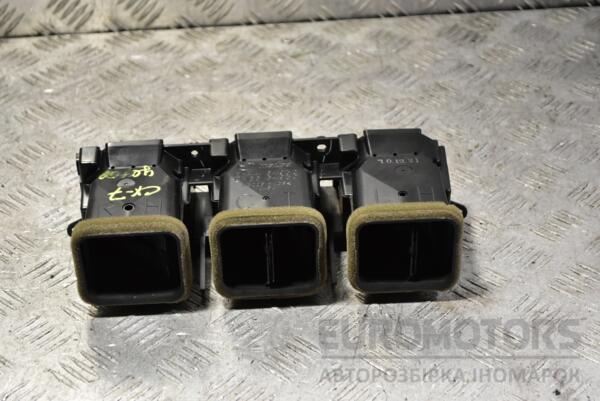 Дефлектор воздушный центральный Mazda CX-7 2007-2012 EH4464930 344357 - 2
