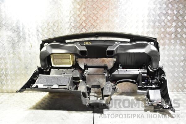 Торпедо під Airbag (дефект) Toyota Yaris 2006-2011 553020D010 346054 - 3
