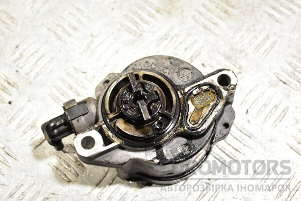 Вакуумный насос Peugeot 308 1.6hdi 2007-2015 D1562A 348668 - 2