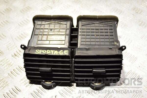 Дефлектор воздушный центральный -08 Kia Sportage 2004-2010 KM84810A 352587 euromotors.com.ua