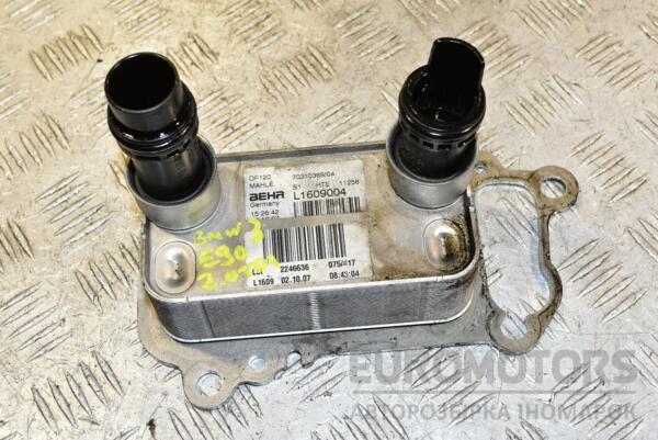 Теплообменник (Радиатор масляный) BMW 3 2.0tdi (E90/E91) 2005-2013 70310369 352708 euromotors.com.ua
