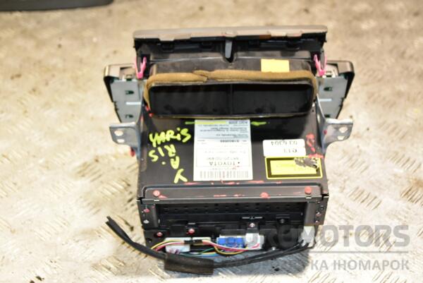 Магнитола штатная Toyota Yaris 2006-2011 861200D490 352975 - 2