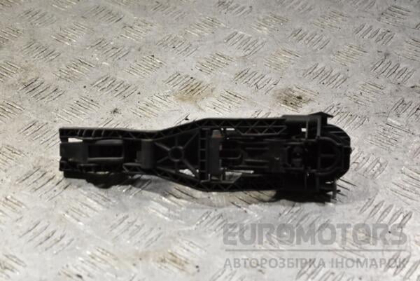 Ручка двері зовнішня передня права Skoda Octavia (A5) 2004-2013 353659 - 2