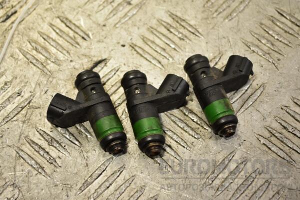 Форсунка бензин электрическая VW Polo 1.2 12V 2001-2009 03E906031 355748 euromotors.com.ua