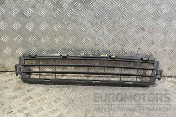 Решетка переднего бампера центральная 07- Volvo V50 2004-2012 30744911 355787 euromotors.com.ua