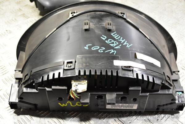 Панель приборов Mercedes C-class (W203) 2000-2007 A2035400348 356209 - 2