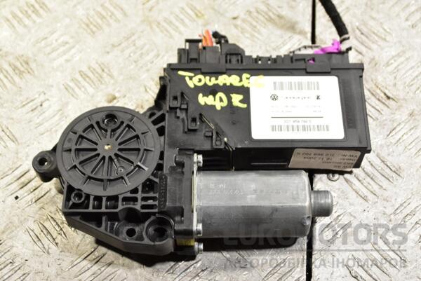 Моторчик стеклоподъемника передний правый VW Touareg 2002-2010 7L0959702G 356249 euromotors.com.ua