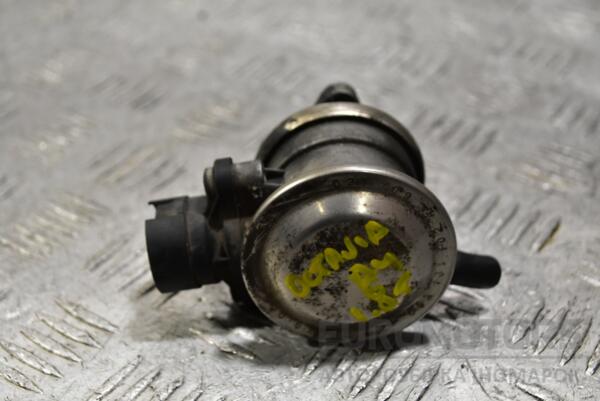 Клапан EGR механический Skoda Octavia 1.8T 20V (A4) 1996-2010 06A131102A 356765 euromotors.com.ua
