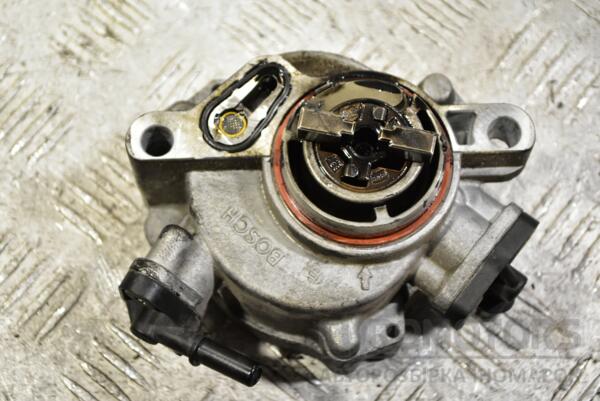 Вакуумный насос Volvo V50 1.6 D2 2004-2012 9684786780 357249 - 2
