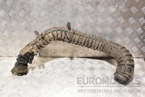 Патрубок воздушного фильтра 06- Opel Vivaro 2.5dci 2001-2014 8200607744 357371 euromotors.com.ua